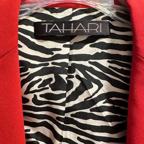 TAHARI Vintage Two Piece Dress Set Sz 2 EUC - Picture 2 of 9